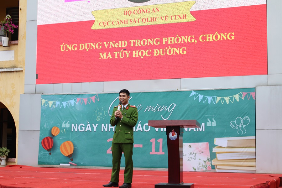 Đẩy mạnh ứng dụng VNeID trong phòng, chống ma túy học đường